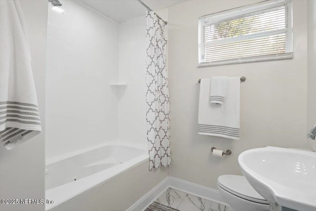 Jacksonville, Florida 32211, United States, 3 Bedrooms Bedrooms, ,2 BathroomsBathrooms,Residential,Active,225030