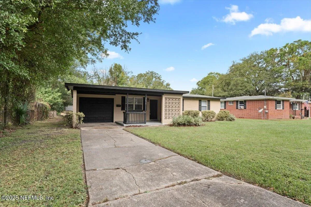 Jacksonville, Florida 32211, United States, 3 Bedrooms Bedrooms, ,2 BathroomsBathrooms,Residential,Active,225030