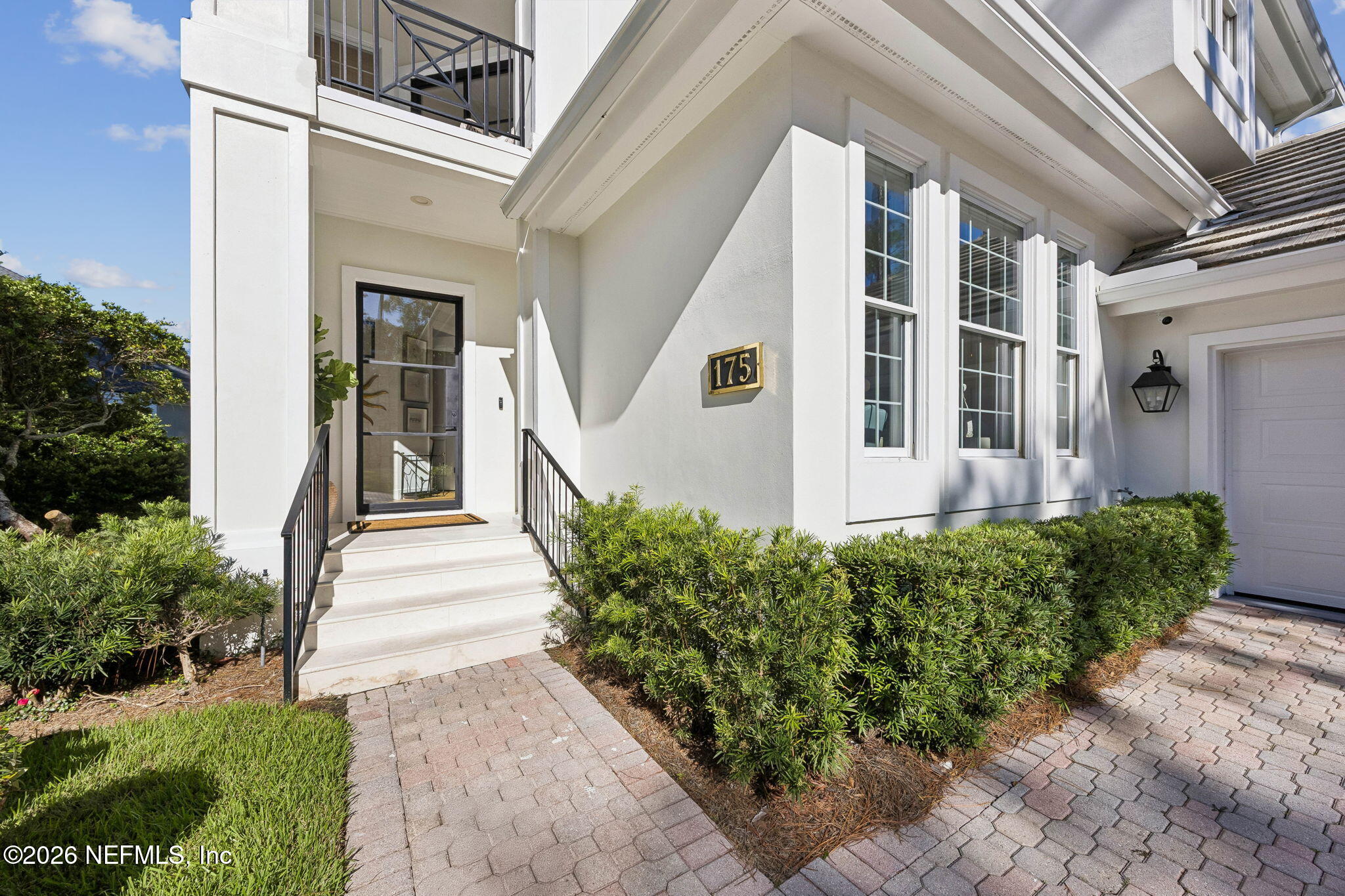 175 BRIDLE Way