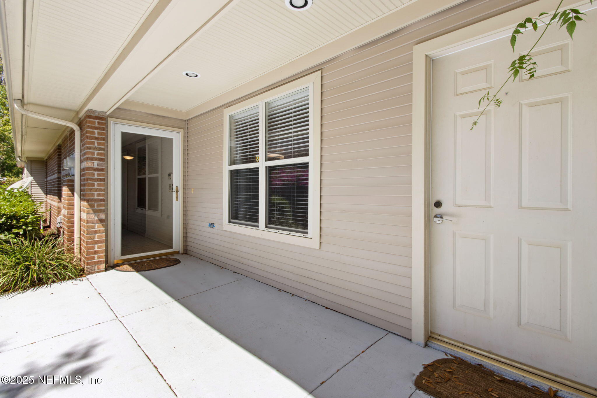 4532 MIDDLETON PARK Circle W