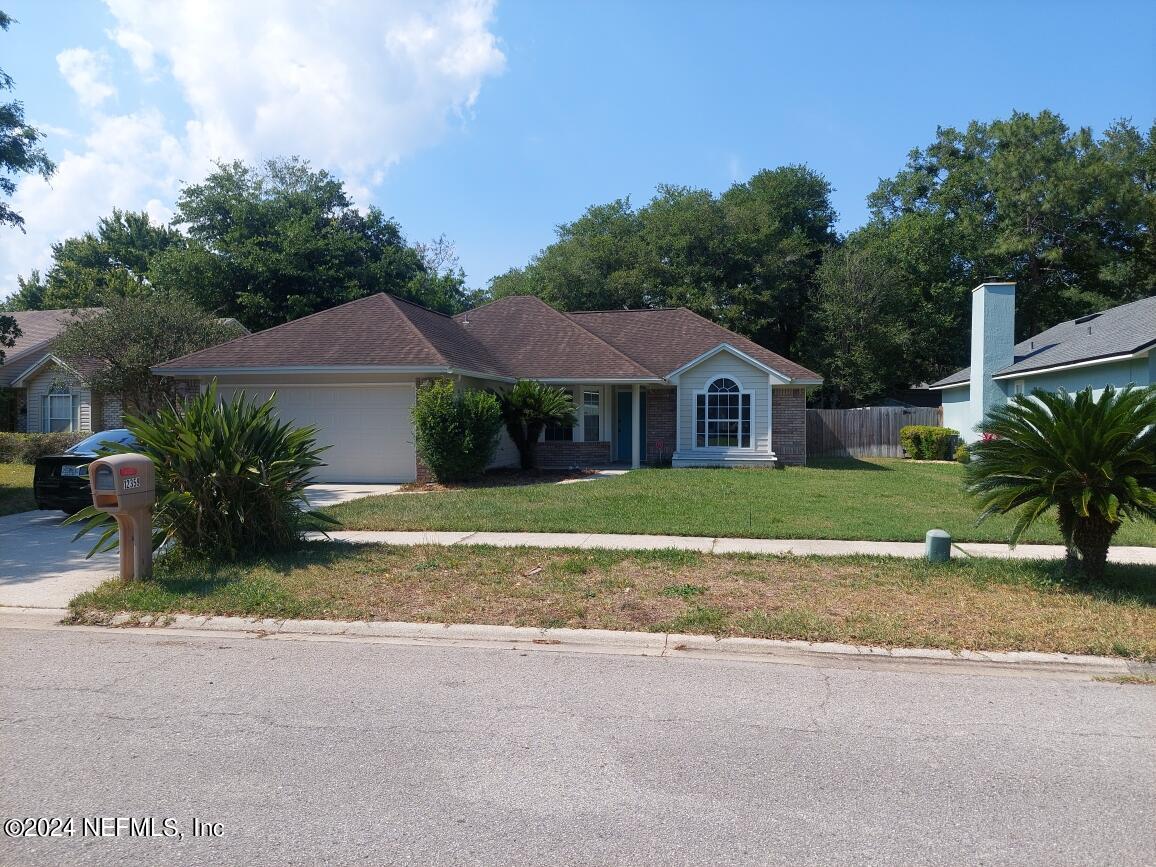 Jacksonville, FL home for sale located at 12359 Clear Lagoon Trail, Jacksonville, FL 32246