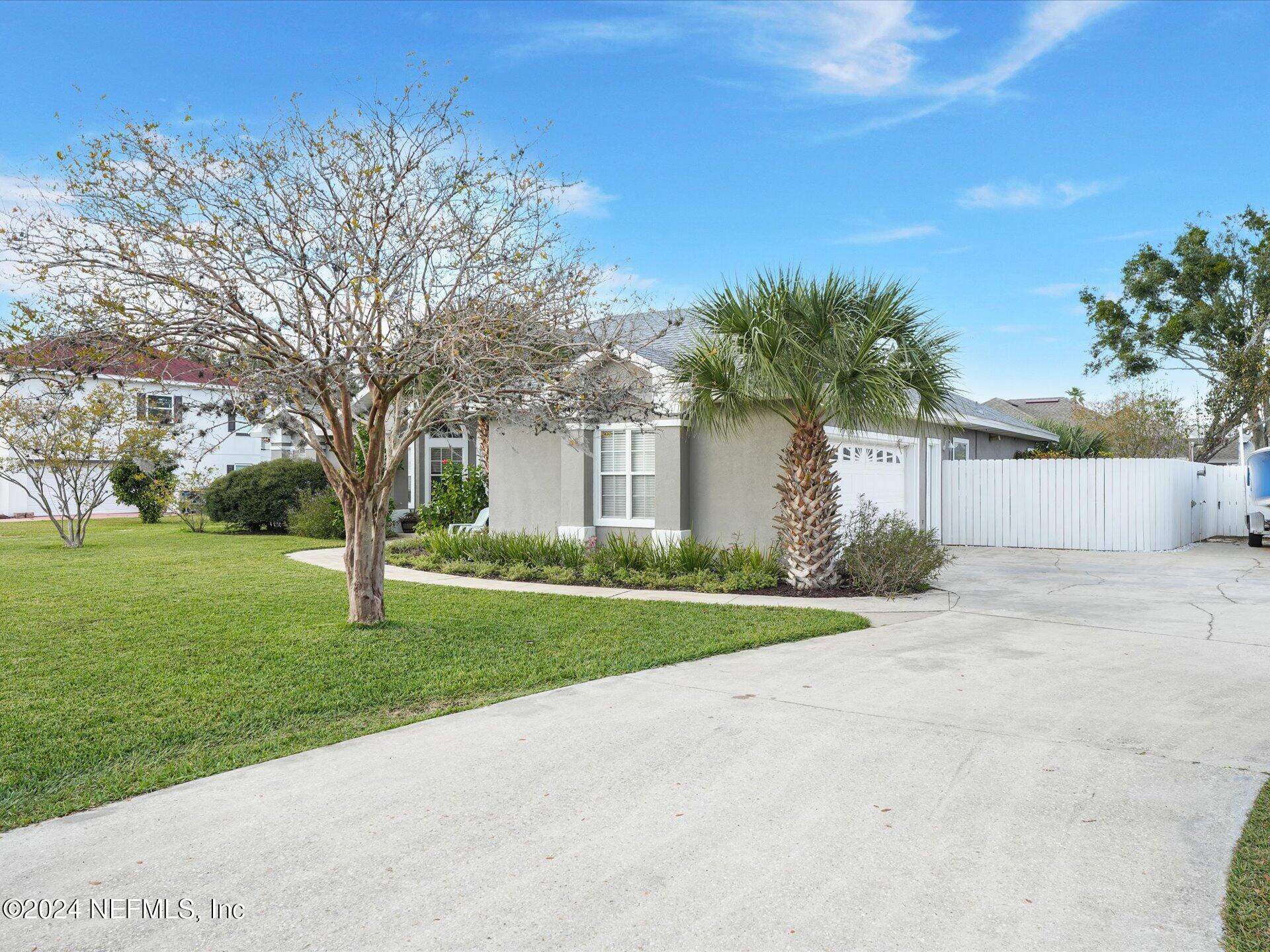 11381 KINGSLEY MANOR Way