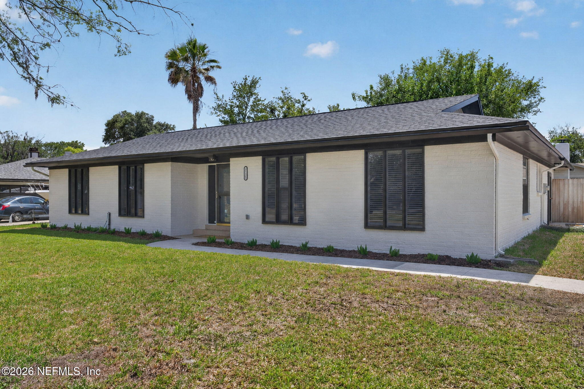 2723 DENNIS Drive
