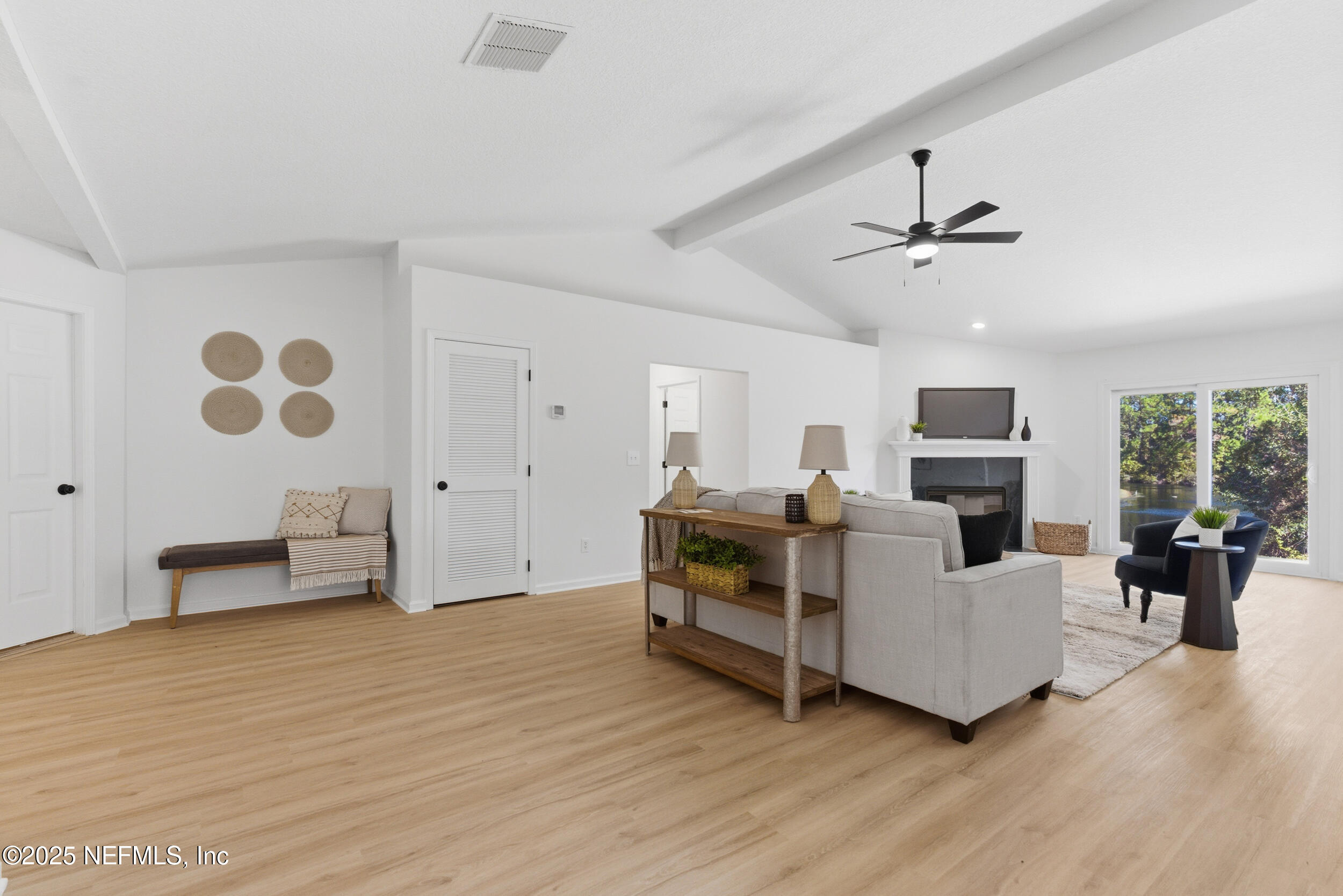 1191 BLUE EAGLE Trail