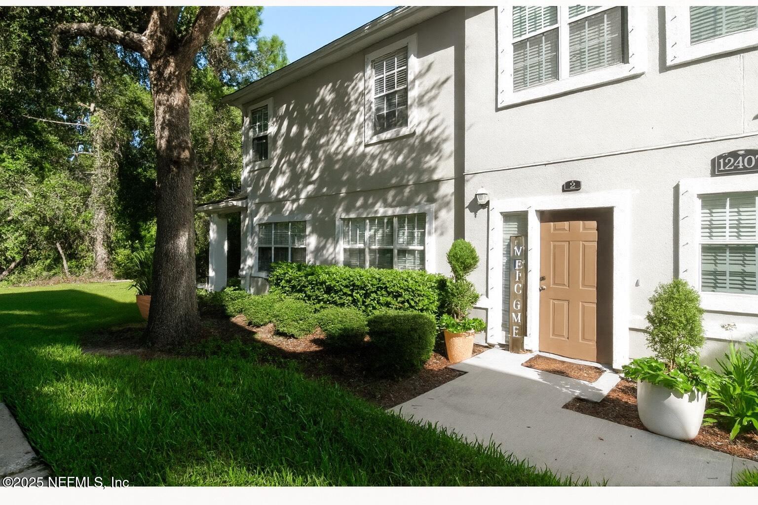 12407 N FOREST LAKE Circle 2