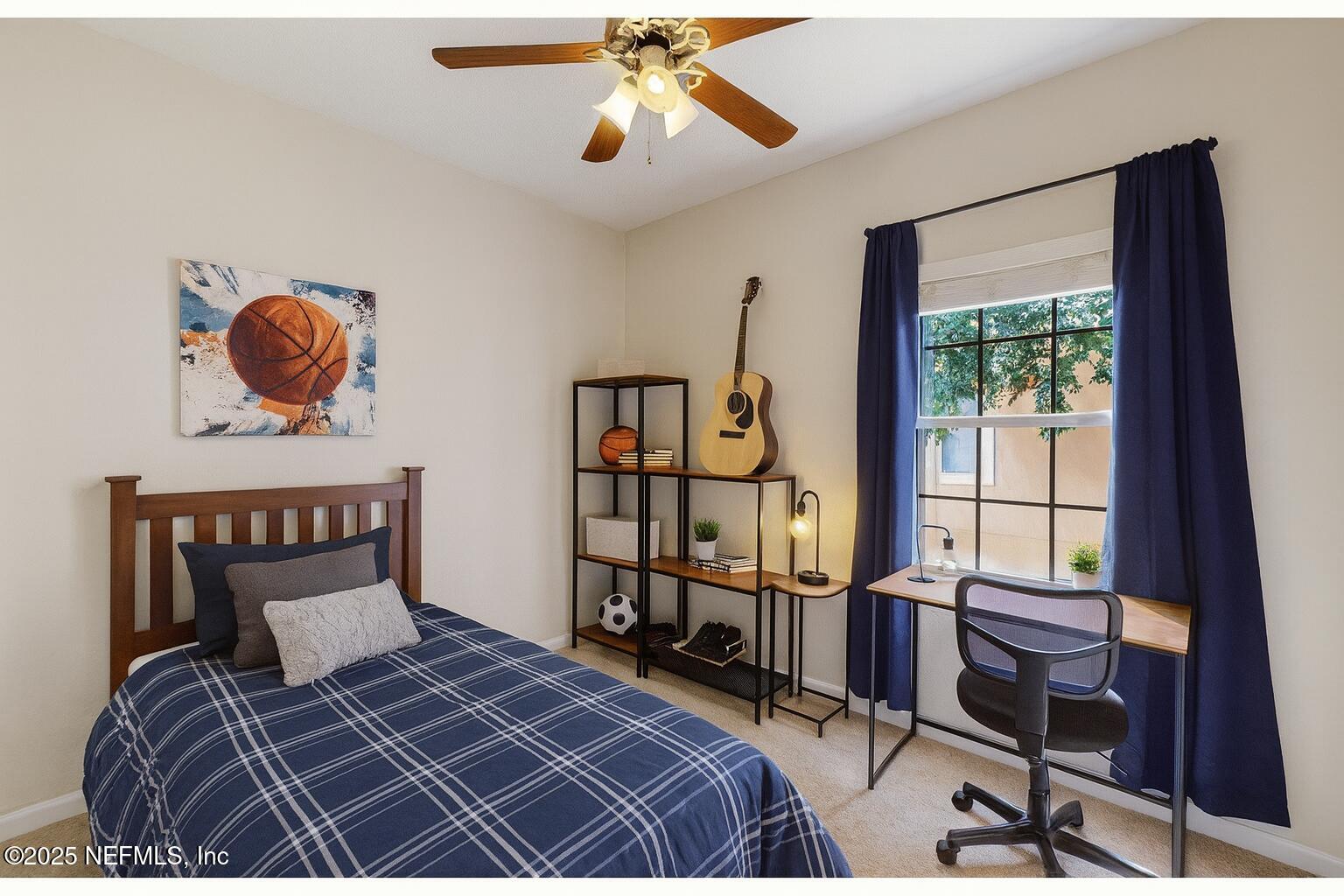 12407 N FOREST LAKE Circle 2