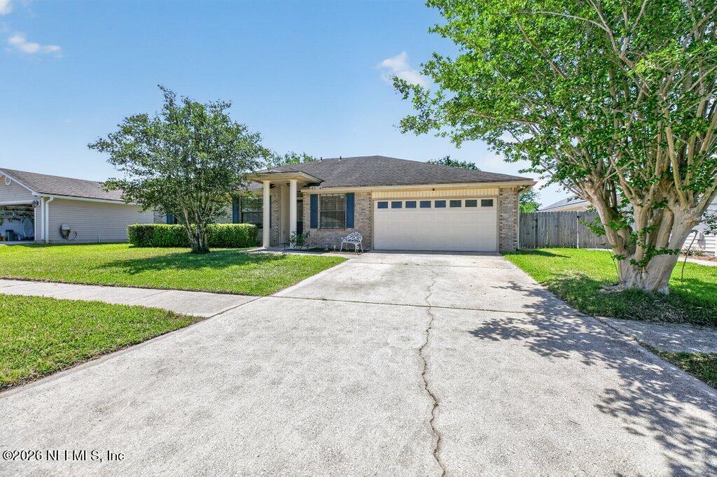 4576 ARROW WIND Lane