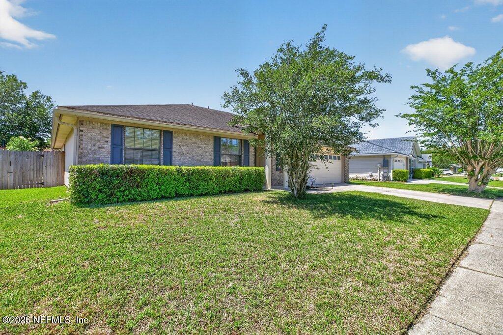 4576 ARROW WIND Lane