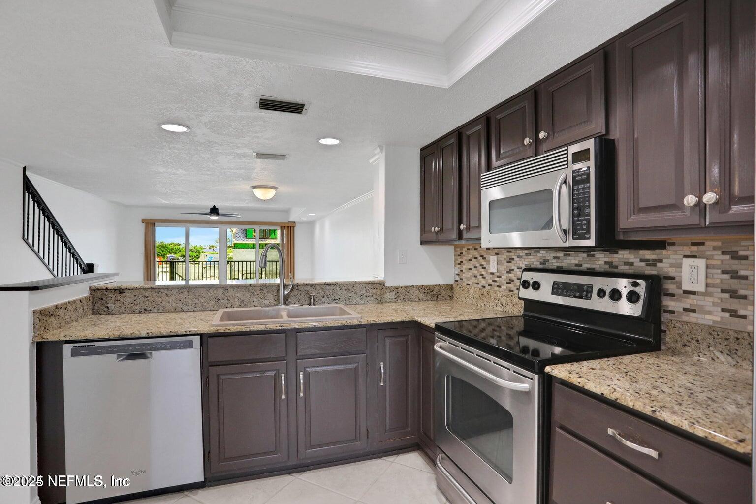 120 SUNSET HARBOR WAY(W BOAT SLIP) 206