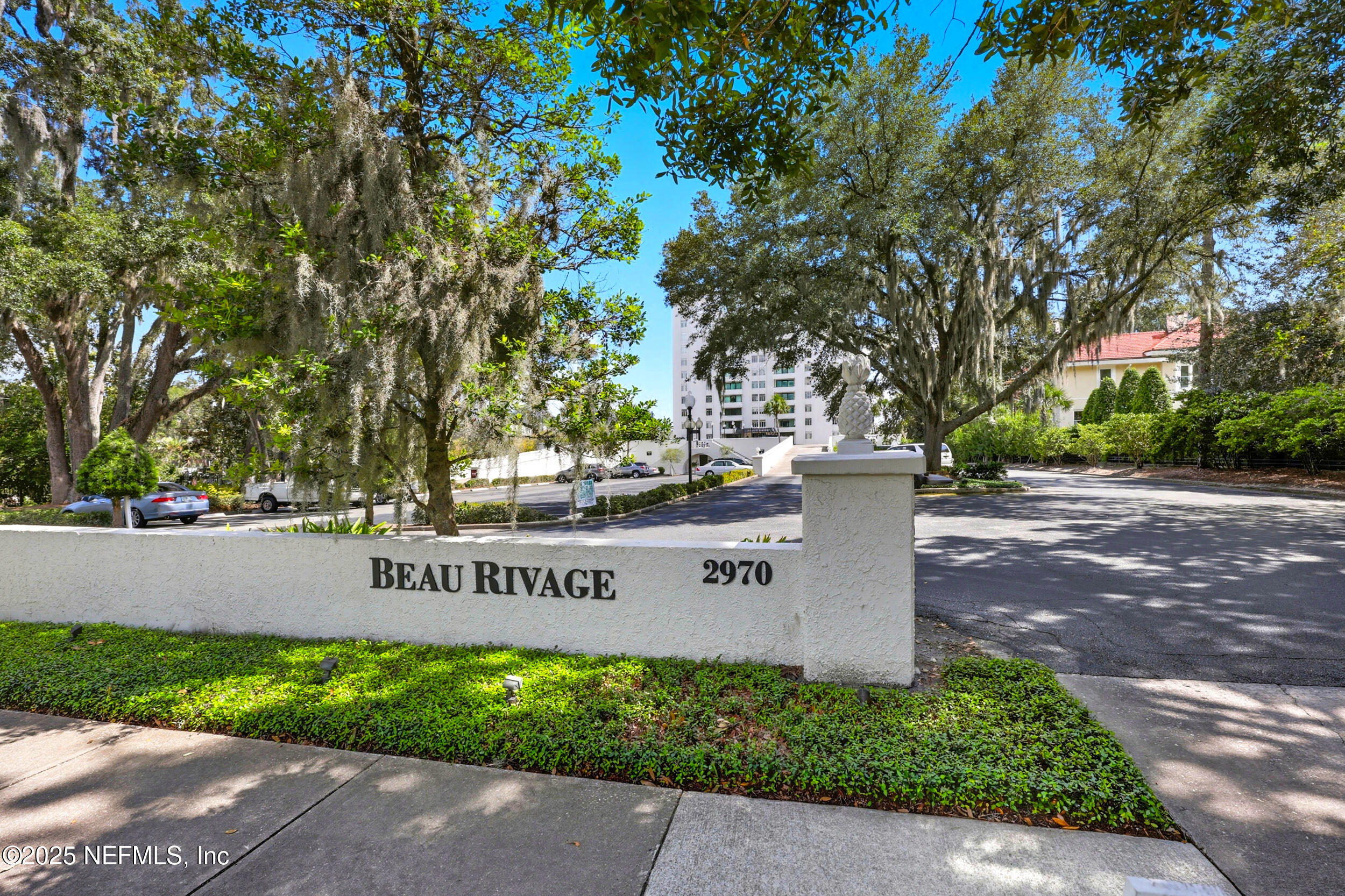 2970 ST JOHNS Avenue 3B