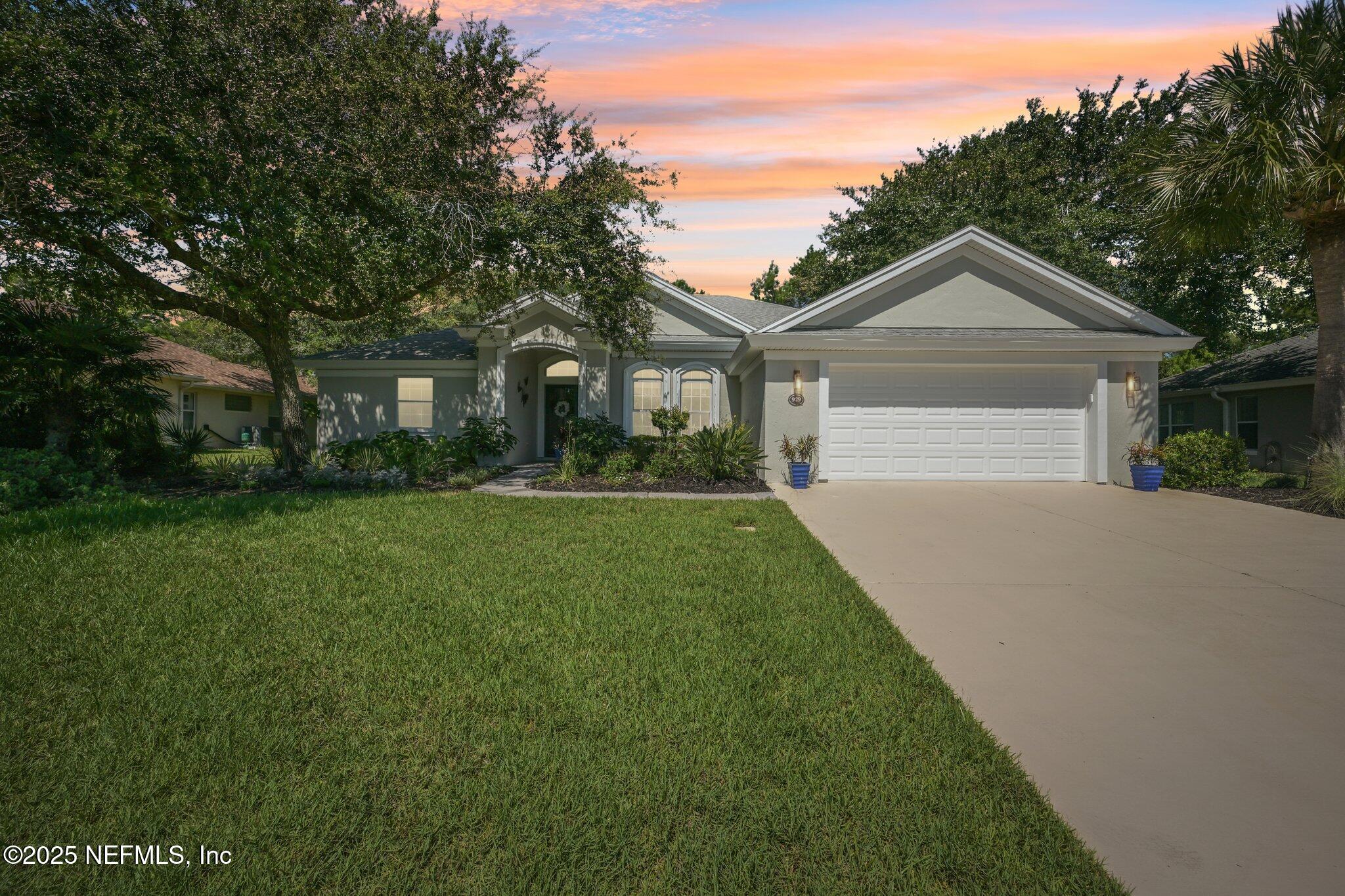 929 MIRROR LAKE Drive