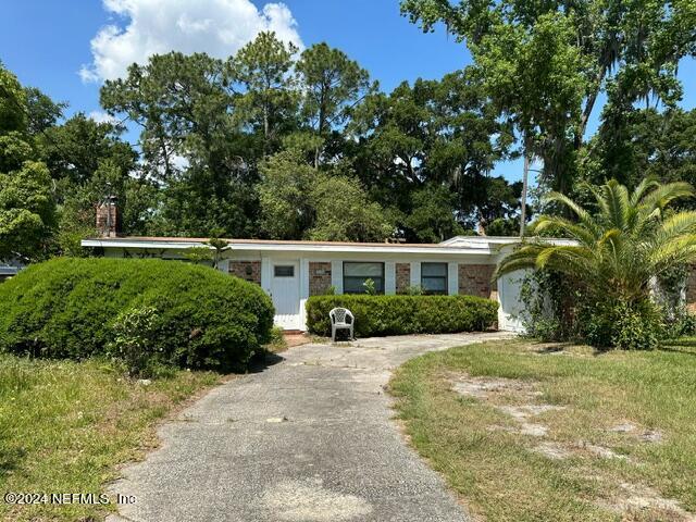 Jacksonville, FL home for sale located at 1420 Lostara Avenue W, Jacksonville, FL 32211