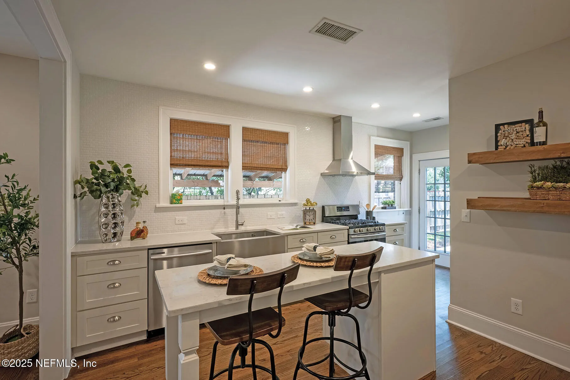 Jacksonville, Florida 32205, United States, 3 Bedrooms Bedrooms, ,2 BathroomsBathrooms,Residential,Pending,190065