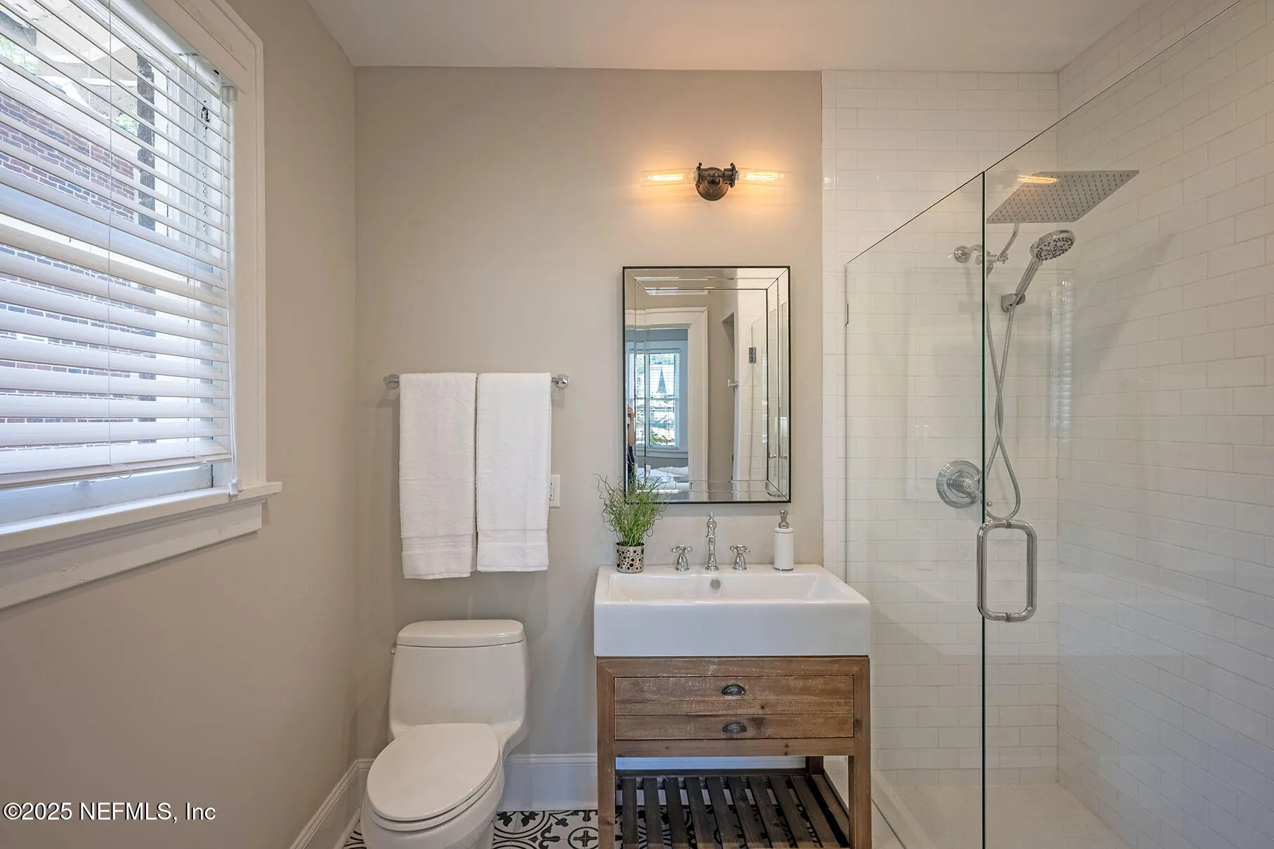 Jacksonville, Florida 32205, United States, 3 Bedrooms Bedrooms, ,2 BathroomsBathrooms,Residential,Pending,190065