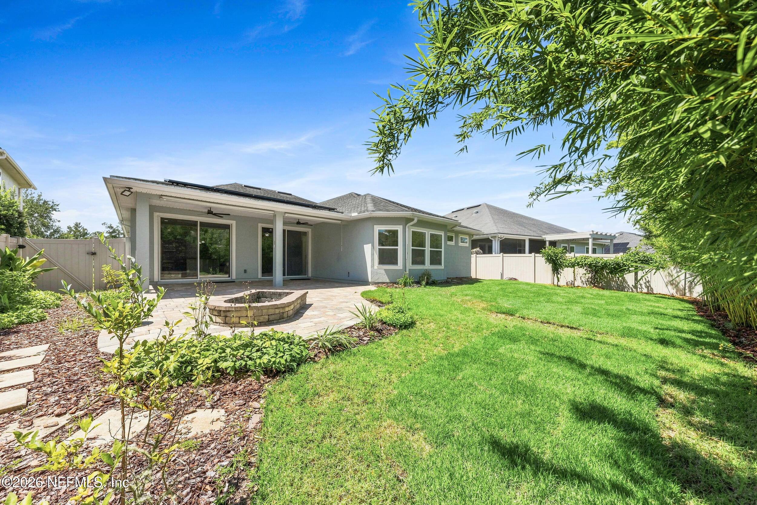 3619 CROSSVIEW Drive