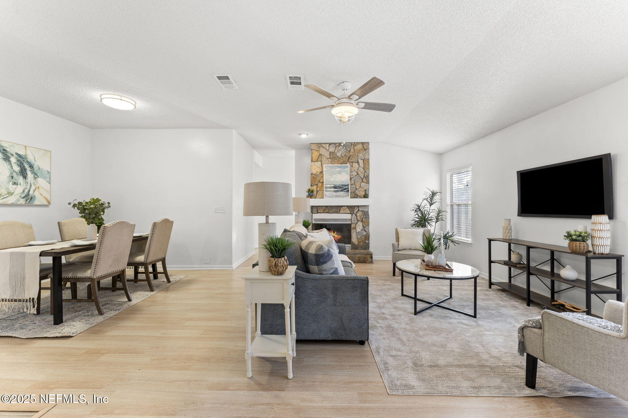 305 CARRIANN COVE Trail W