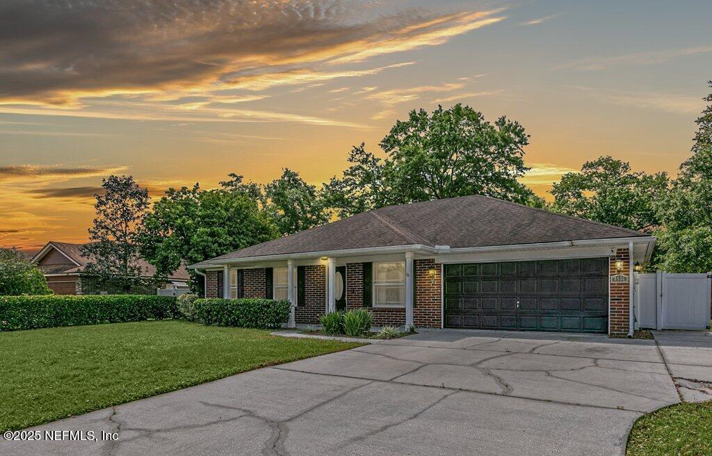 8556 SHUTER Court