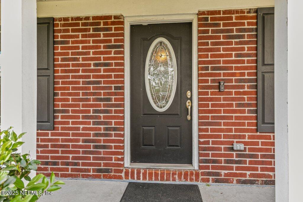 8556 SHUTER Court