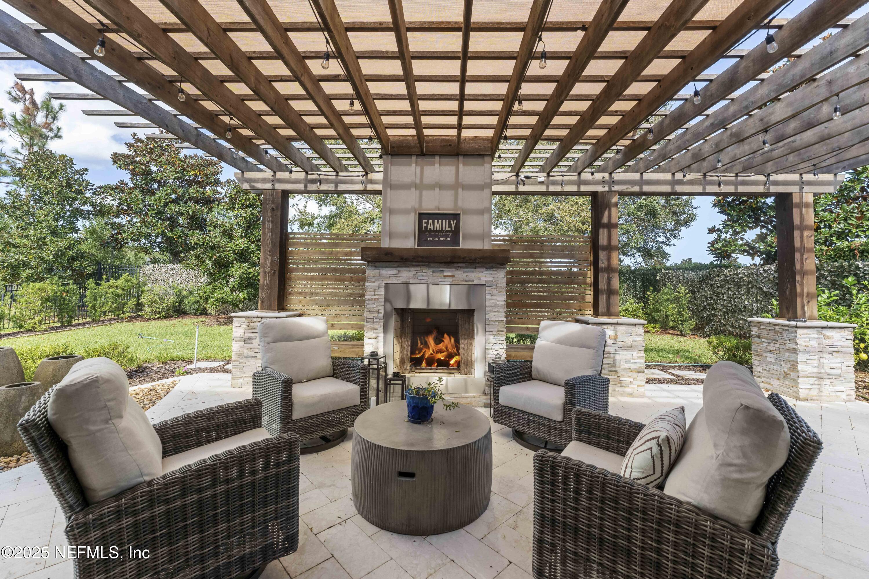 28 VILLAGE GRANDE Drive