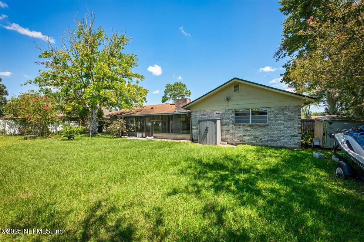 2477 RIDGECREST Avenue