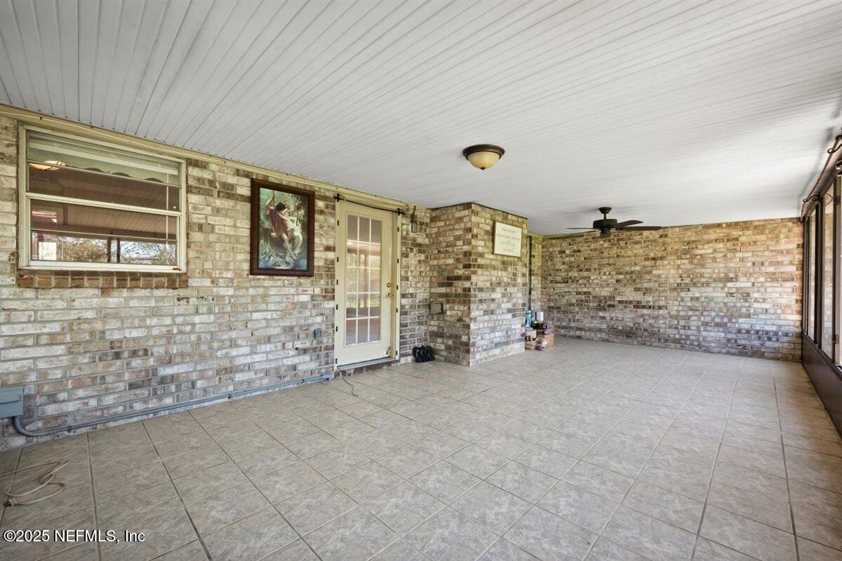 2477 RIDGECREST Avenue