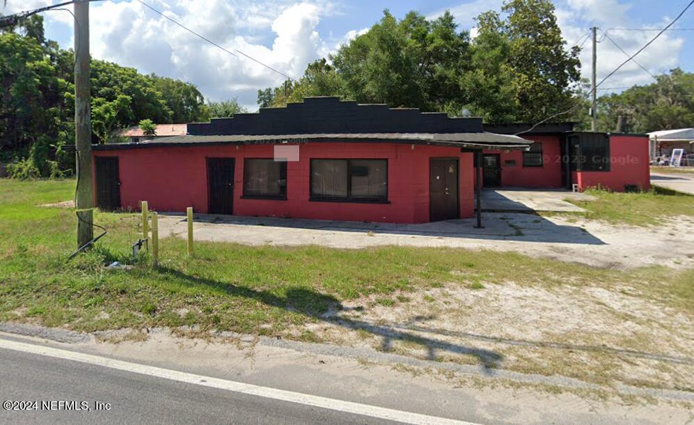 Deland, FL home for sale located at 410 W BERESFORD Avenue, Deland, FL 32720