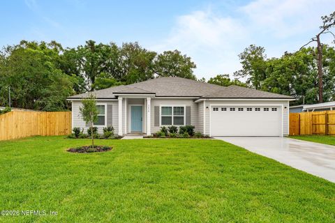 Photo of 5236 PENN Circle, Jacksonville, FL 32207 (MLS # 2142303)