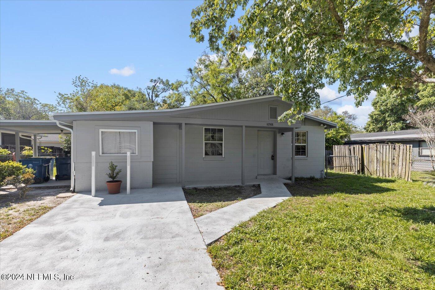 Jacksonville, FL home for sale located at 10588 Airport Terrace Drive, Jacksonville, FL 32225