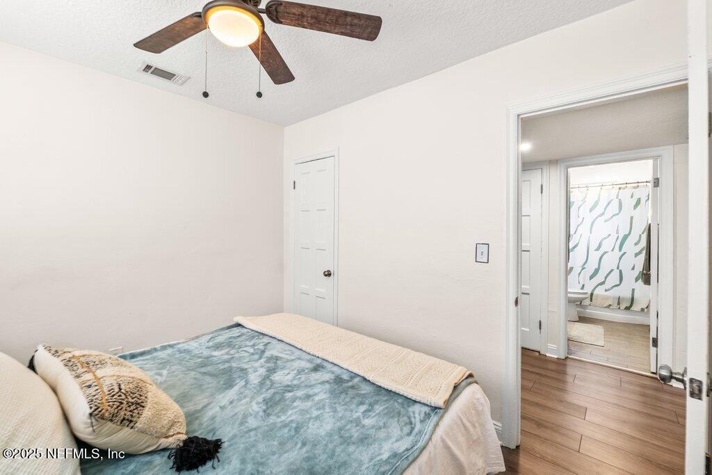 1289 RENSSELAER Avenue