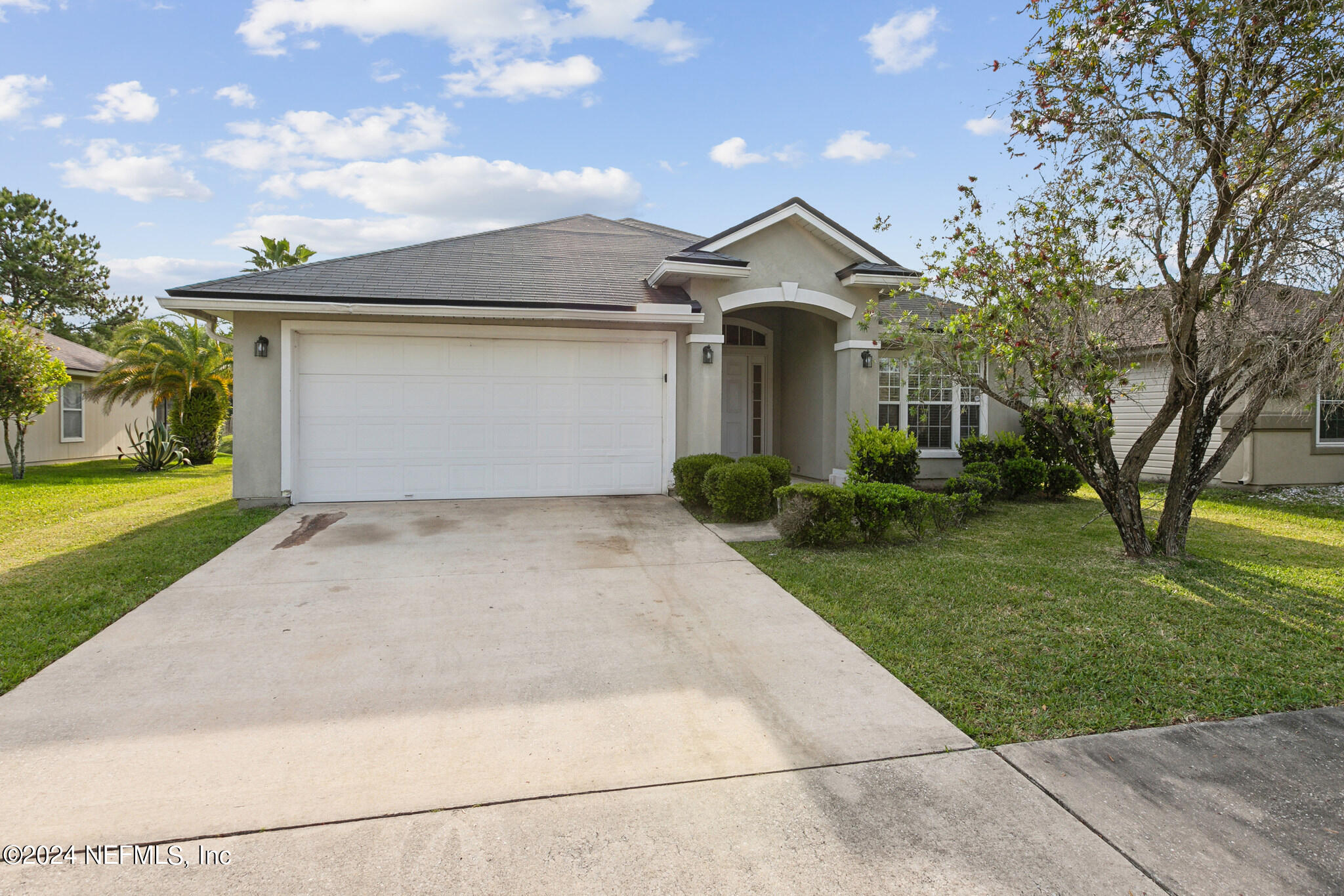 Jacksonville, FL home for sale located at 6467 Blue Leaf Lane, Jacksonville, FL 32244