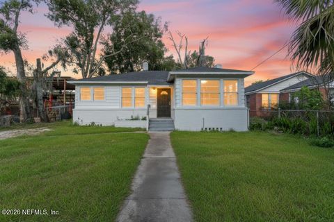 8024 HAWTHORNE Street Jacksonville FL 32208