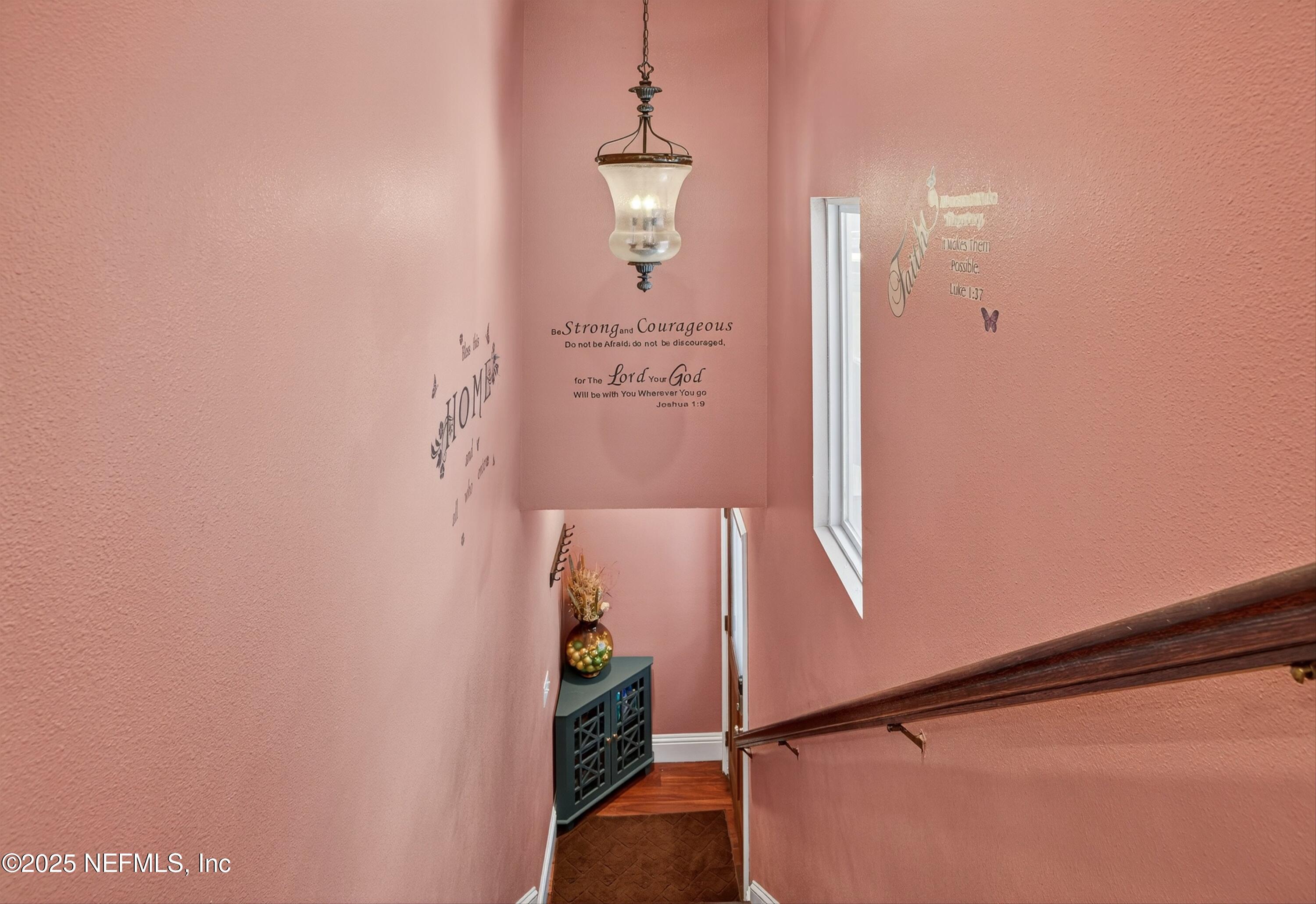 238 W 11TH Street