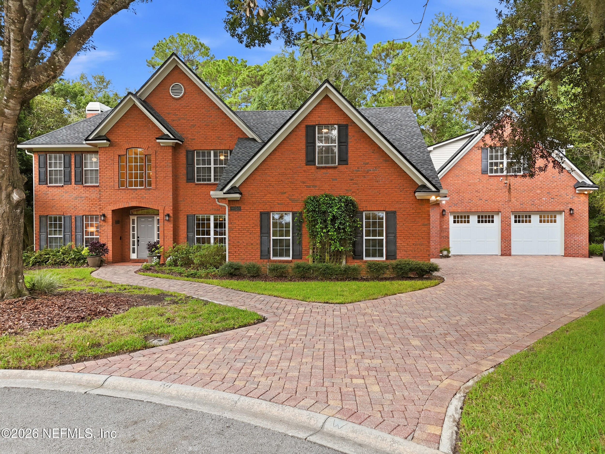 8658 PEBBLE CREEK Lane