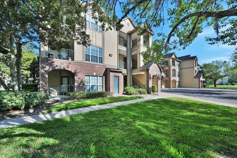 Photo of 7800 POINT MEADOWS Drive #1134, Jacksonville, FL 32256 (MLS # 2142011)