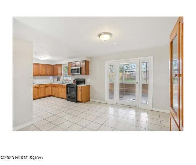 2704 TINA Lane