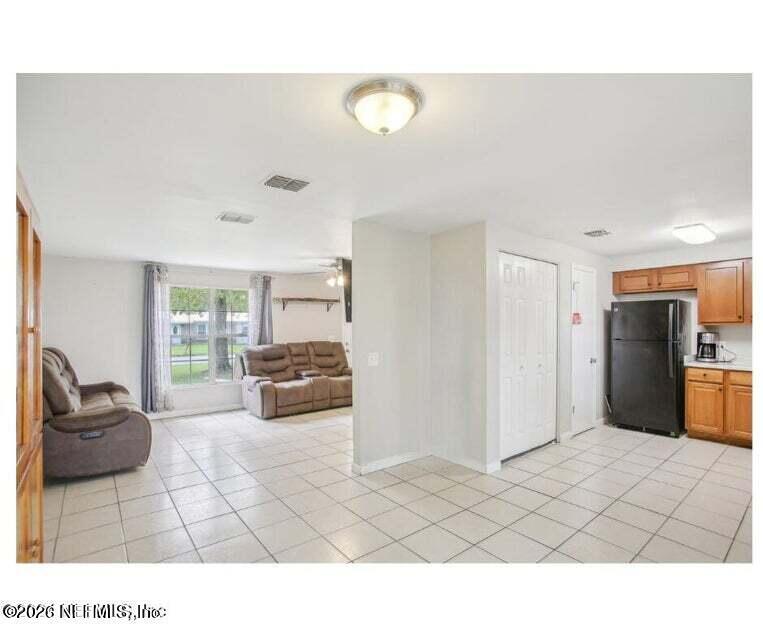 2704 TINA Lane