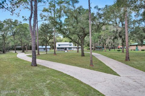 A home in Palatka