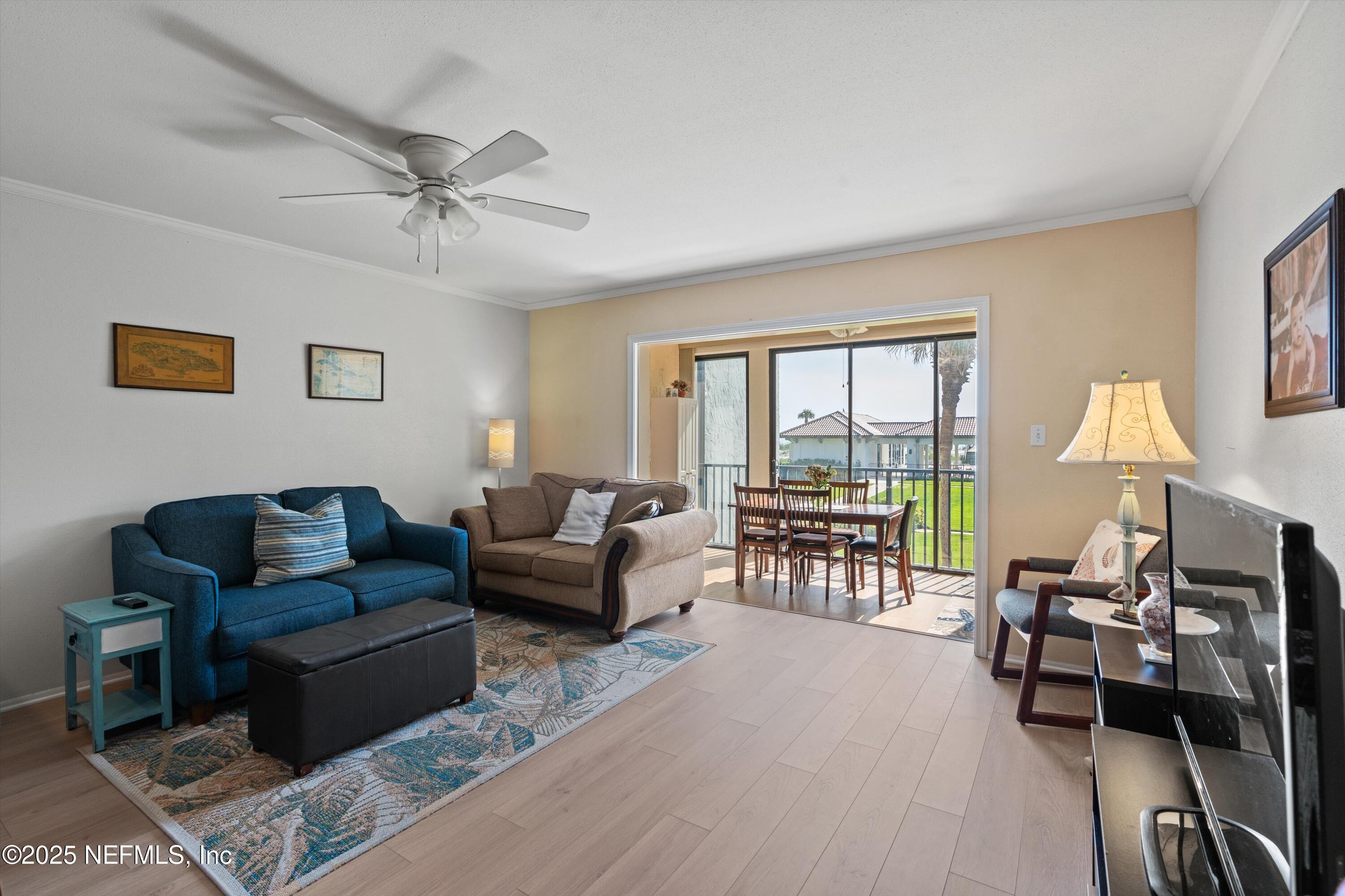 2327 COSTA VERDE Boulevard 201