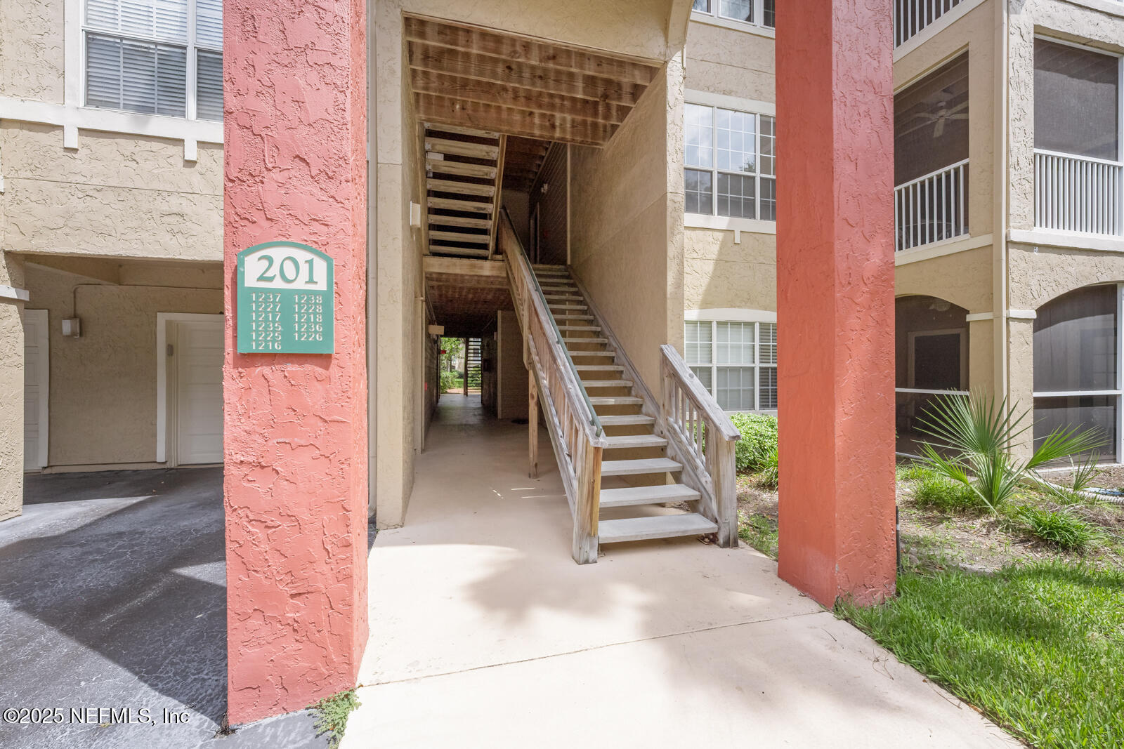 201 COLIMA Court 1227
