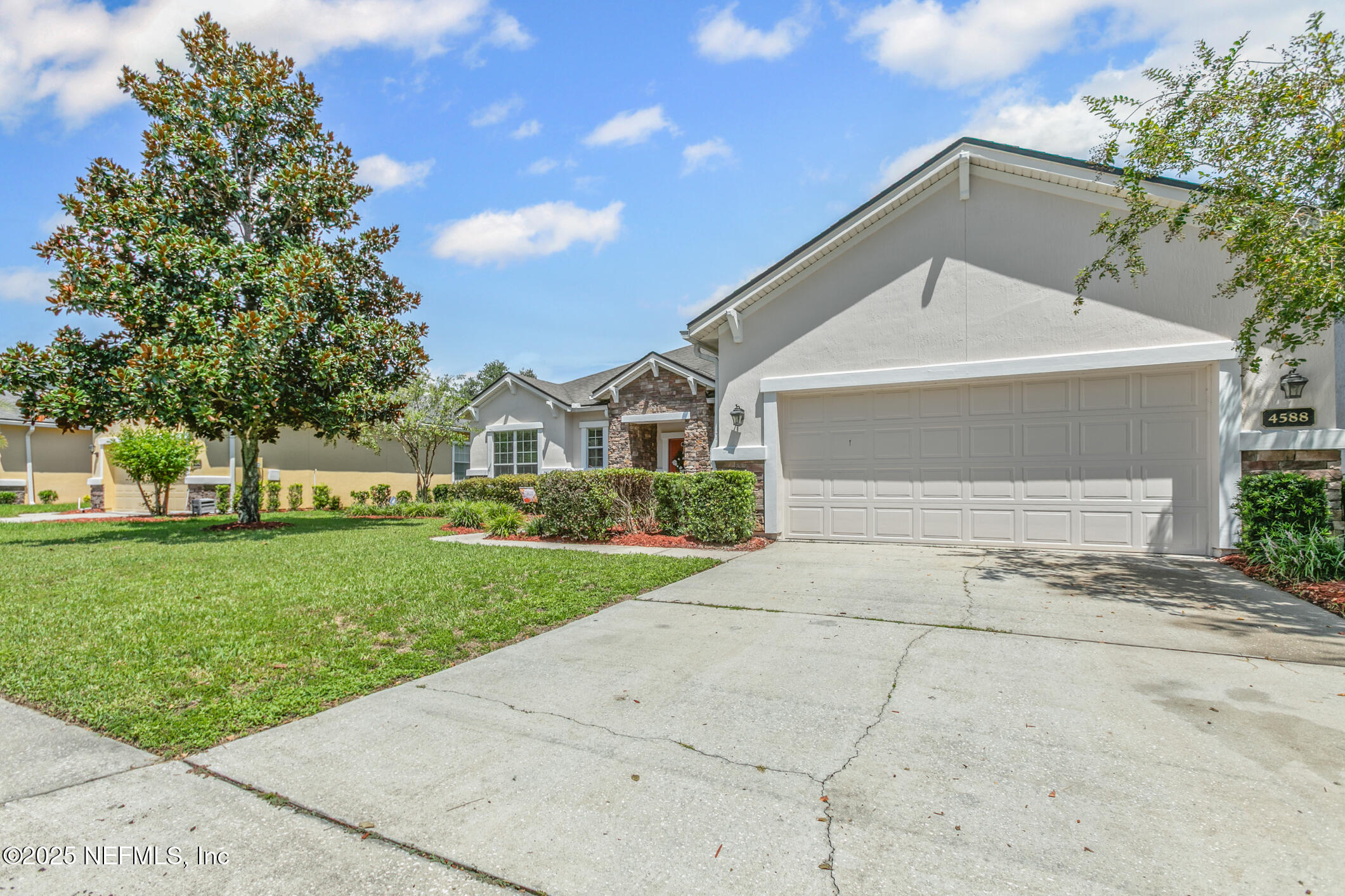 4588 GOLF BROOK Road