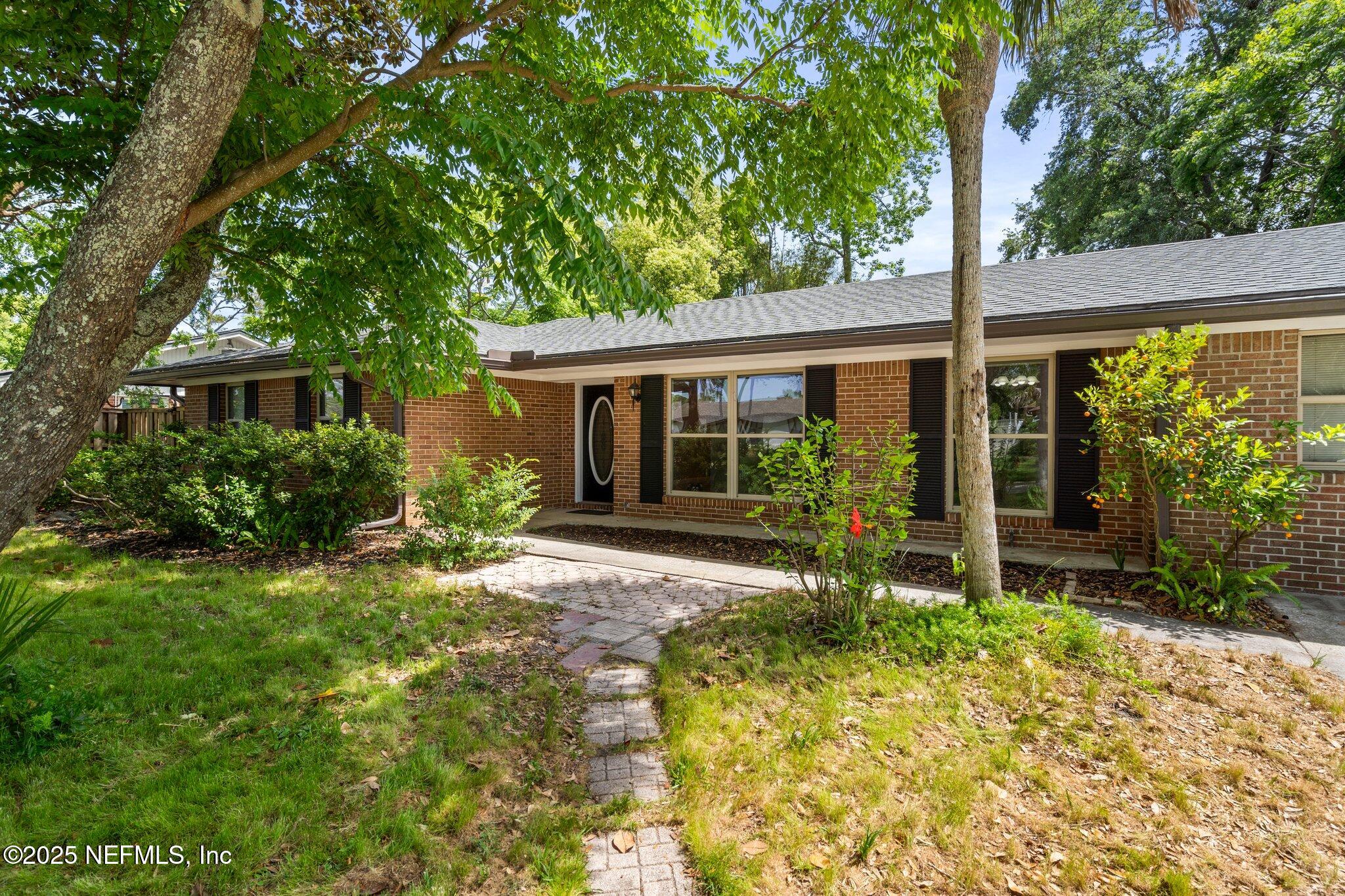 21 SAILFISH Drive