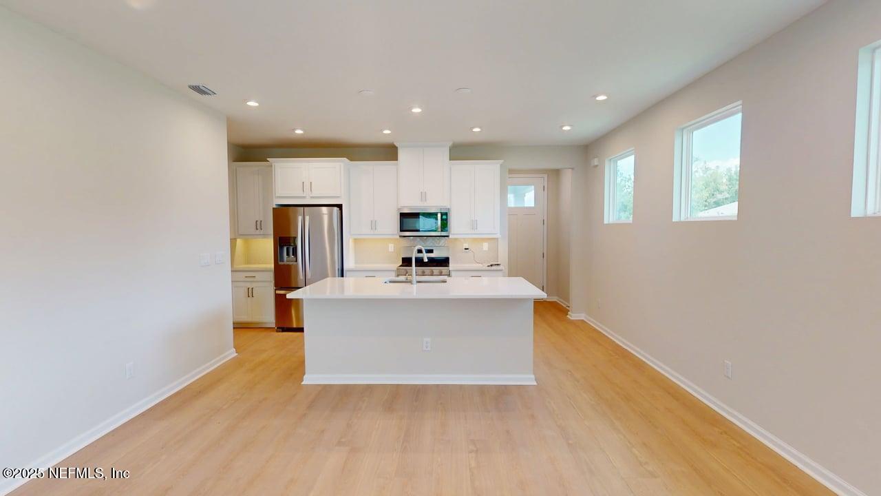 465 JUNIPER HILLS Drive