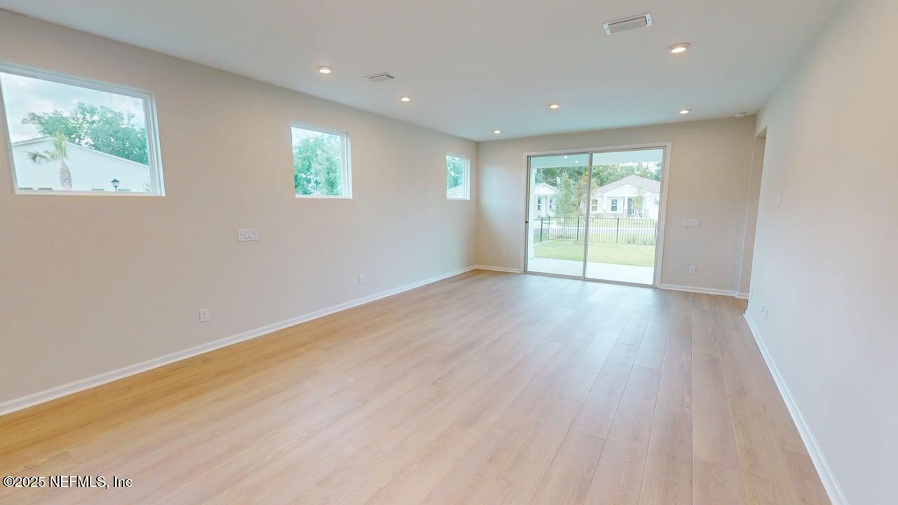 465 JUNIPER HILLS Drive