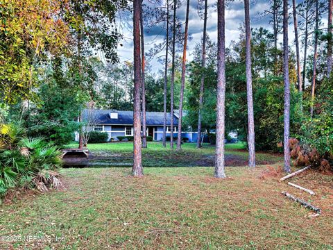 A home in Middleburg