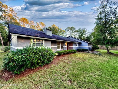 A home in Middleburg