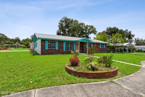 A home in Palatka