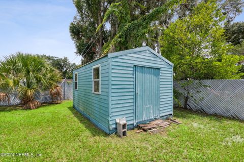 A home in Palatka