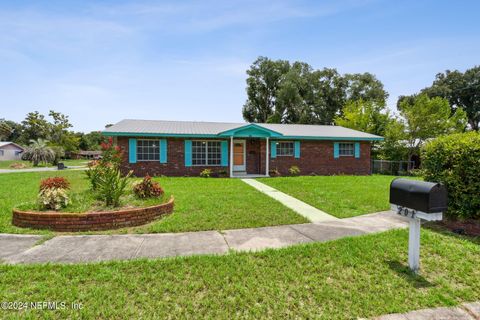 A home in Palatka