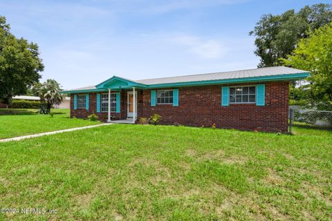 A home in Palatka