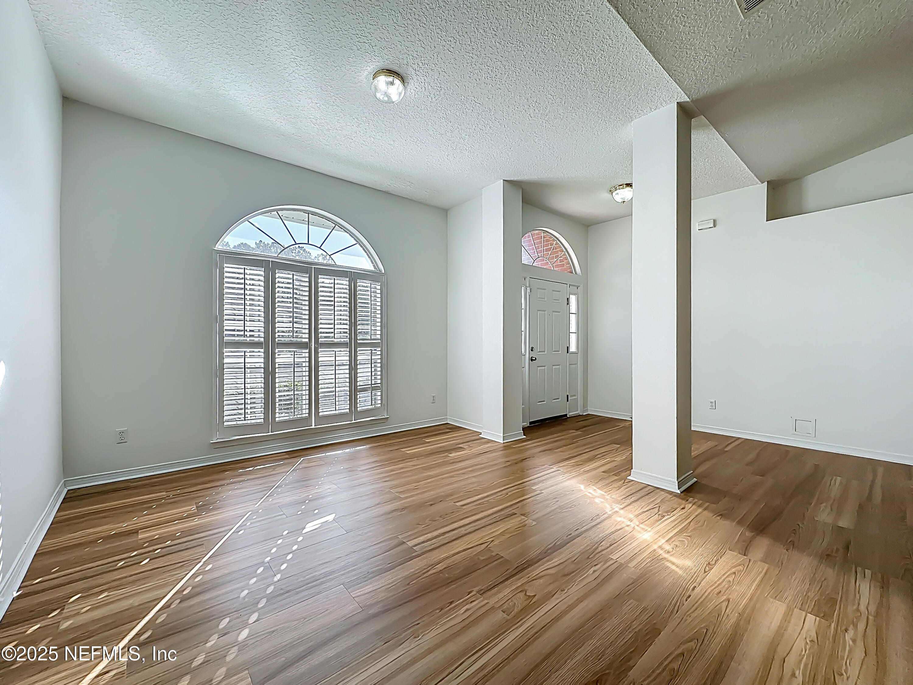 1305 HAWKS CREST Drive